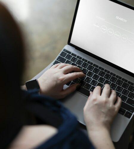Comment vérifier la fiabilité d’un site avant d’acheter en ligne : Guide pratique